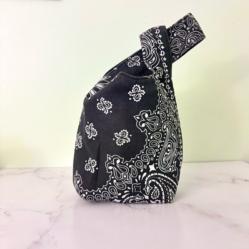 Yaito Black Paisley Knot Bag